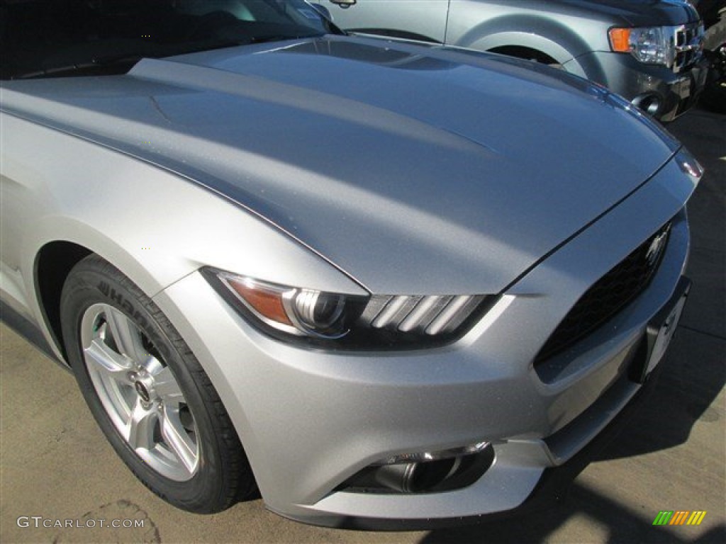 2015 Mustang EcoBoost Coupe - Ingot Silver Metallic / Ebony photo #2