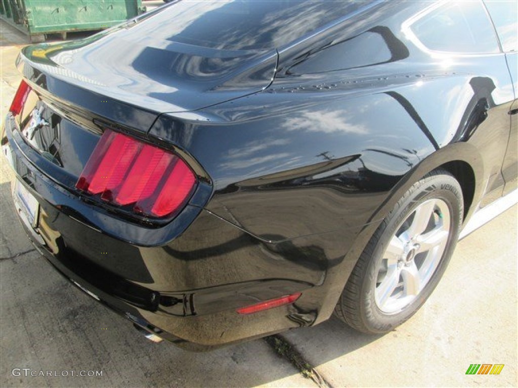 2015 Mustang V6 Coupe - Black / Ebony photo #14