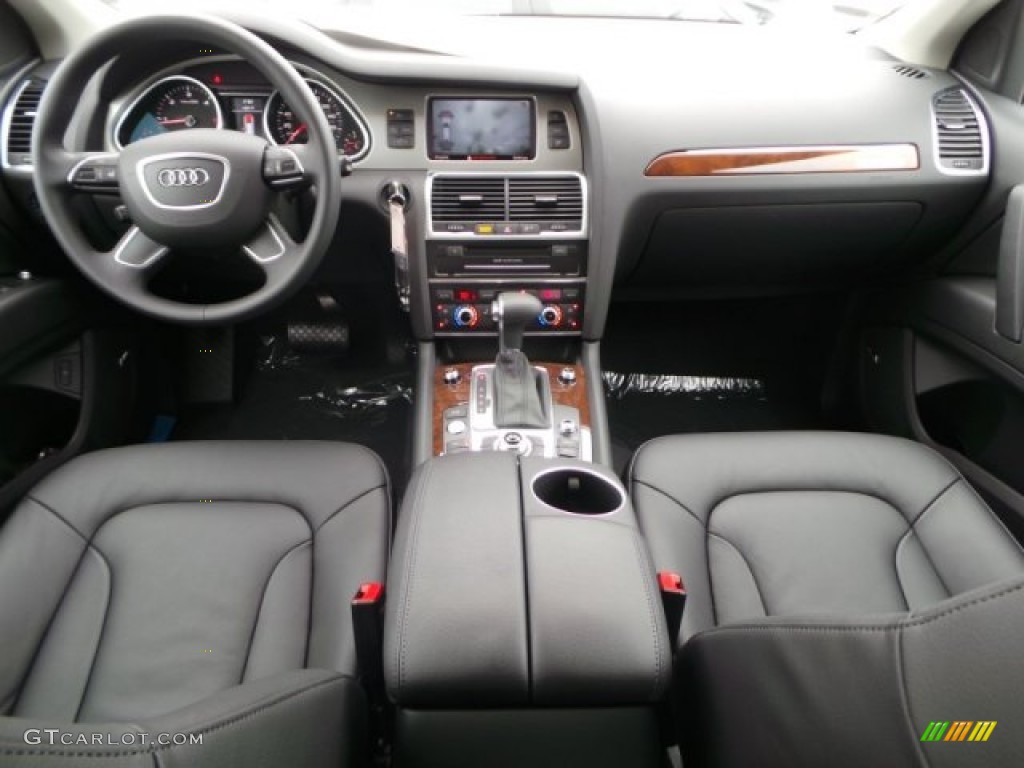 2015 Audi Q7 3.0 TDI Premium Plus quattro Dashboard Photos