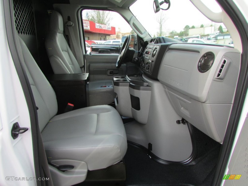 2014 E-Series Van E150 Cargo Van - Oxford White / Medium Flint photo #24