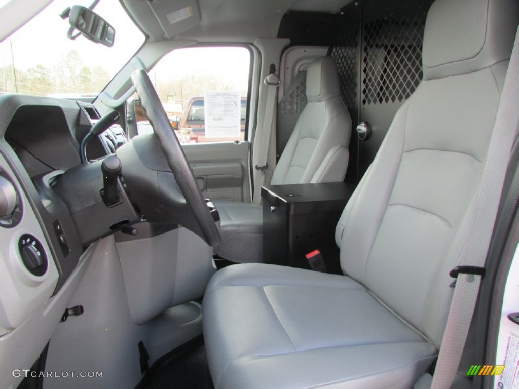 2014 E-Series Van E150 Cargo Van - Oxford White / Medium Flint photo #43