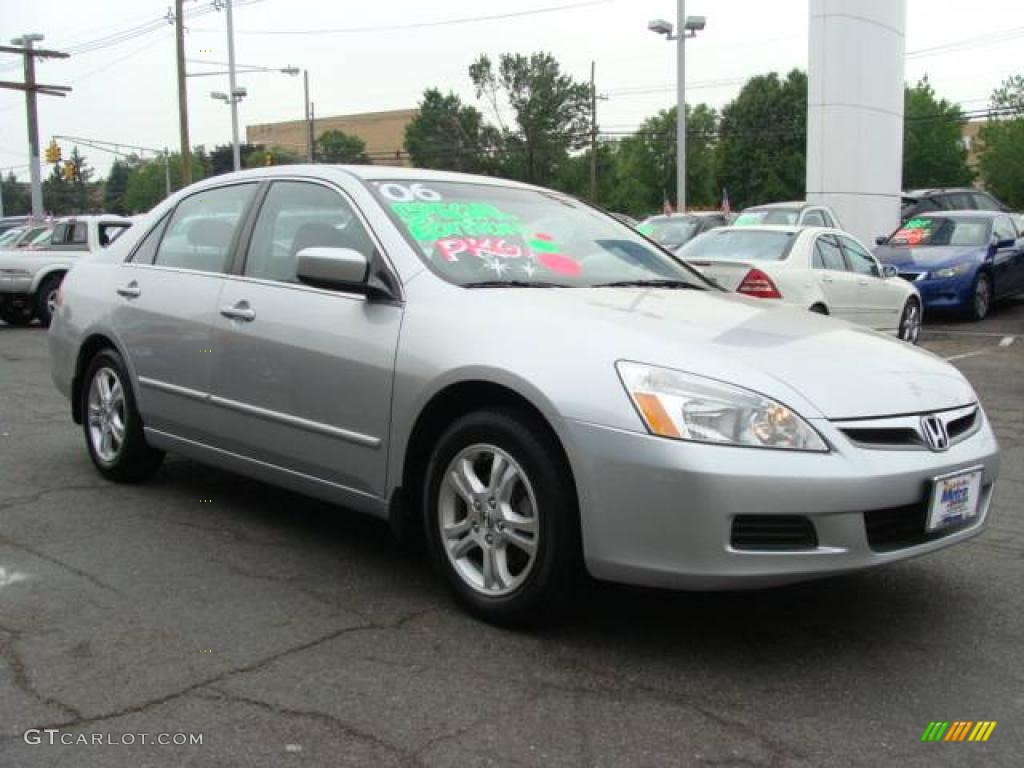 2006 Accord EX Sedan - Alabaster Silver Metallic / Black photo #3