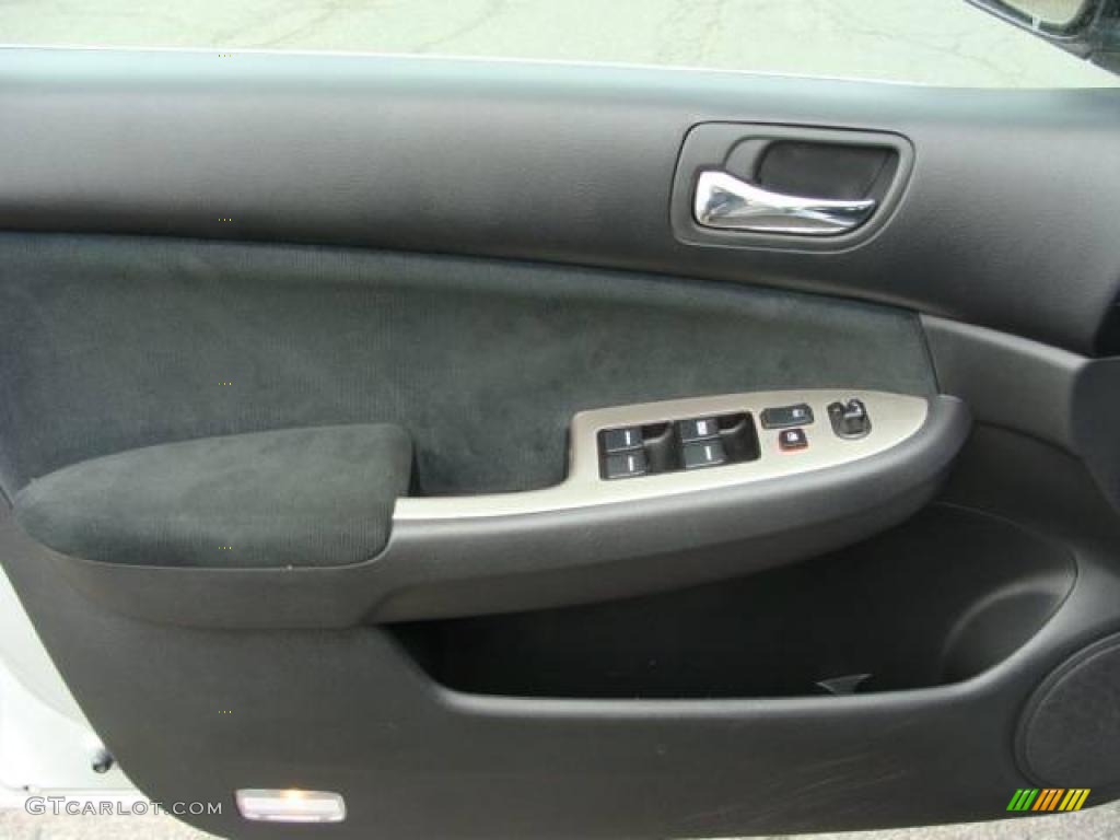 2006 Accord EX Sedan - Alabaster Silver Metallic / Black photo #4