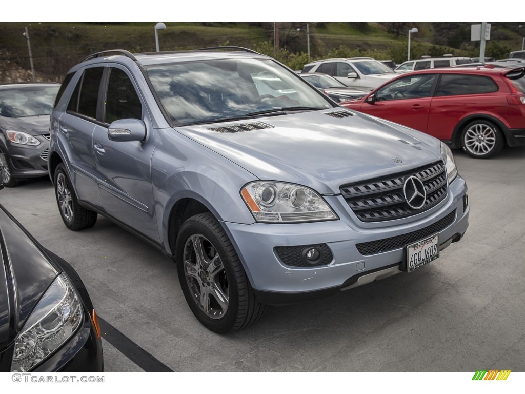 2006 Mercedes-Benz ML 350 4Matic Exterior Photos