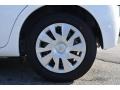 Super White - Yaris 5-Door L Photo No. 11