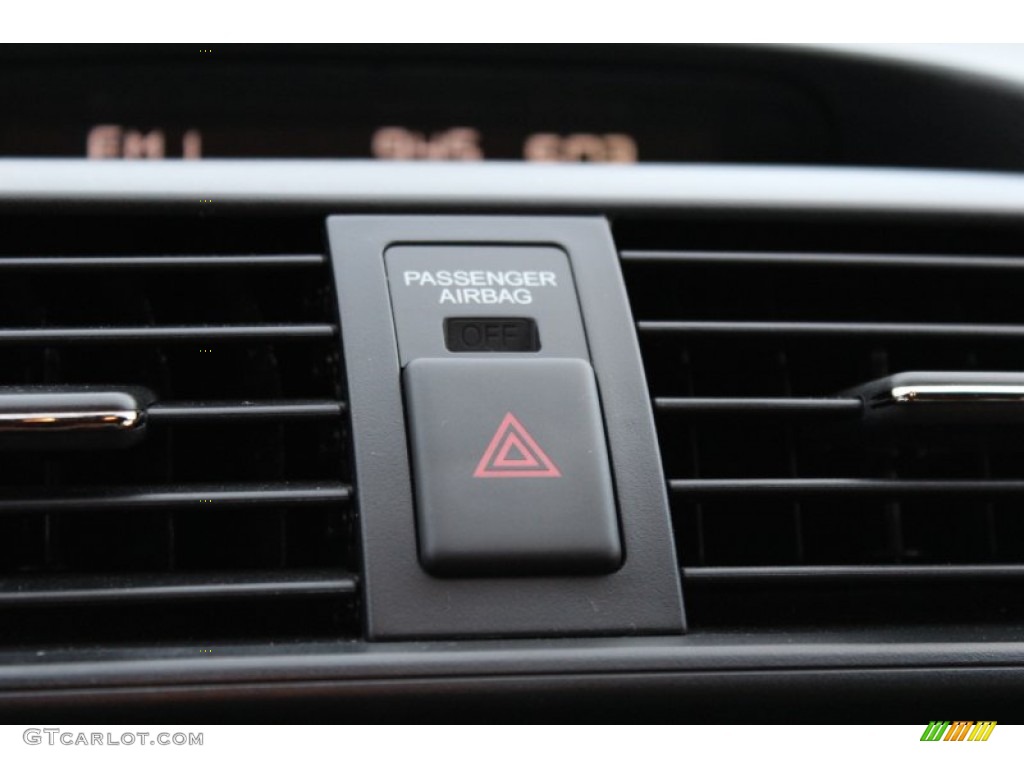 2006 TSX Sedan - Premium White Pearl / Parchment photo #29