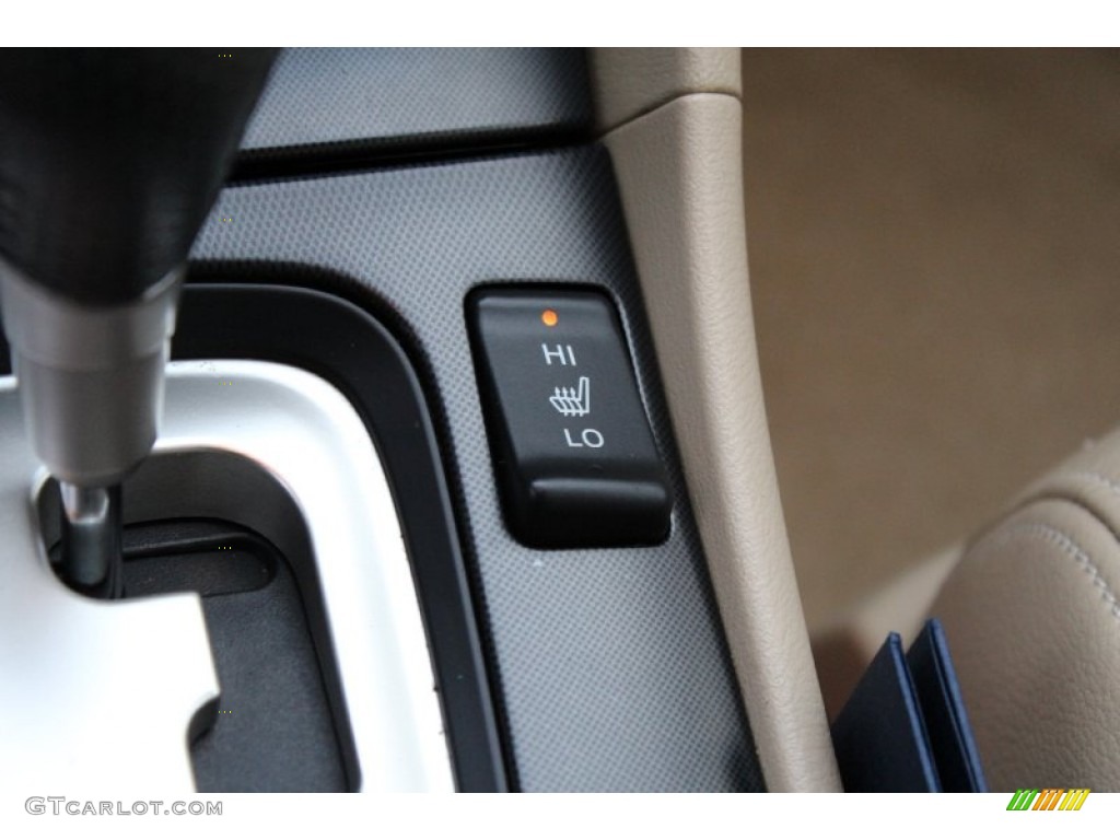 2006 TSX Sedan - Premium White Pearl / Parchment photo #34