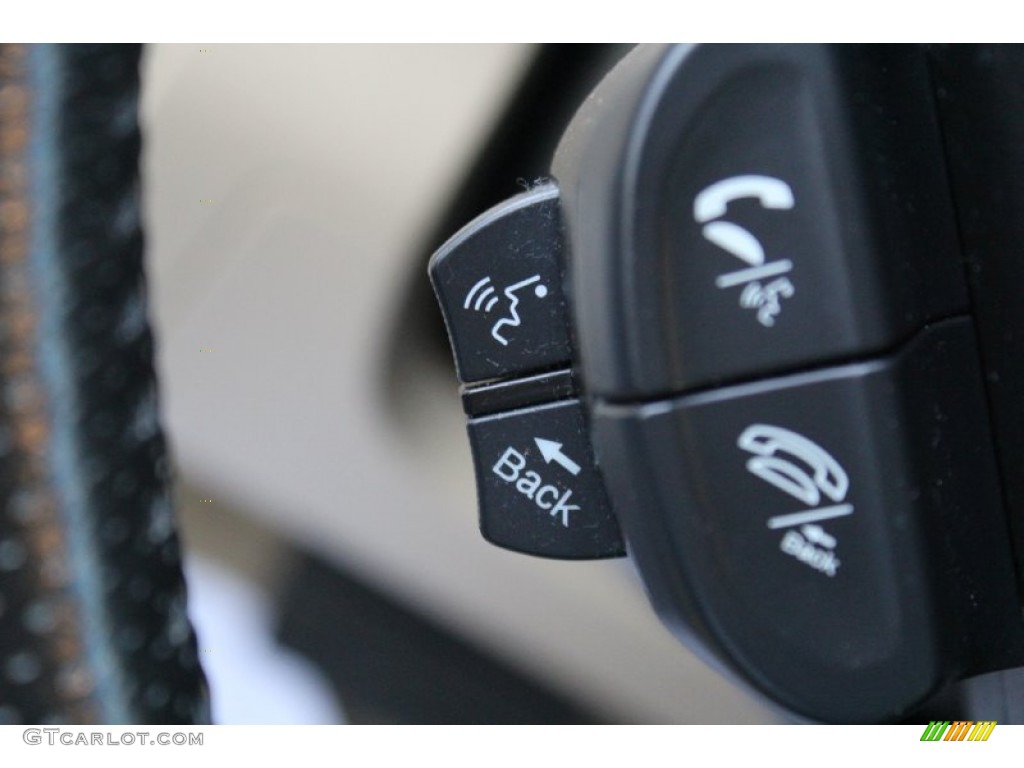 2006 TSX Sedan - Premium White Pearl / Parchment photo #39