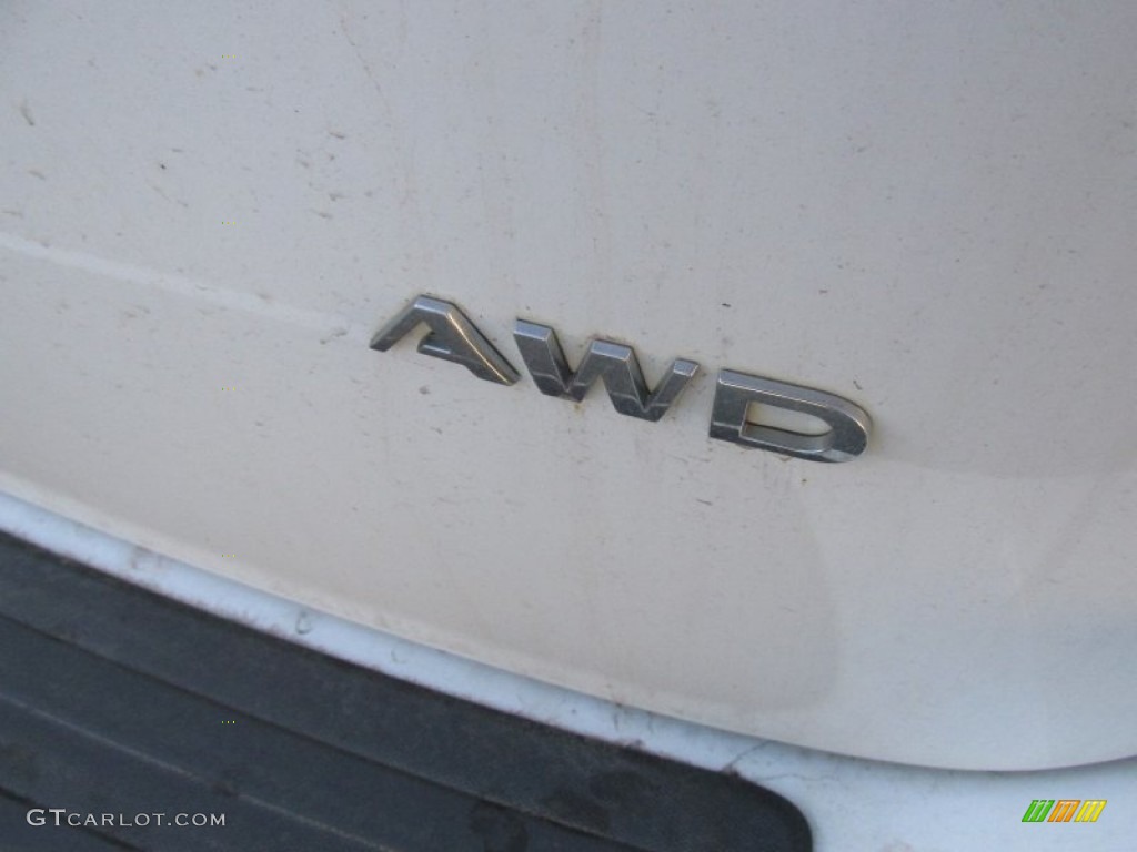 2006 Torrent AWD - Bright White / Ebony Black photo #5