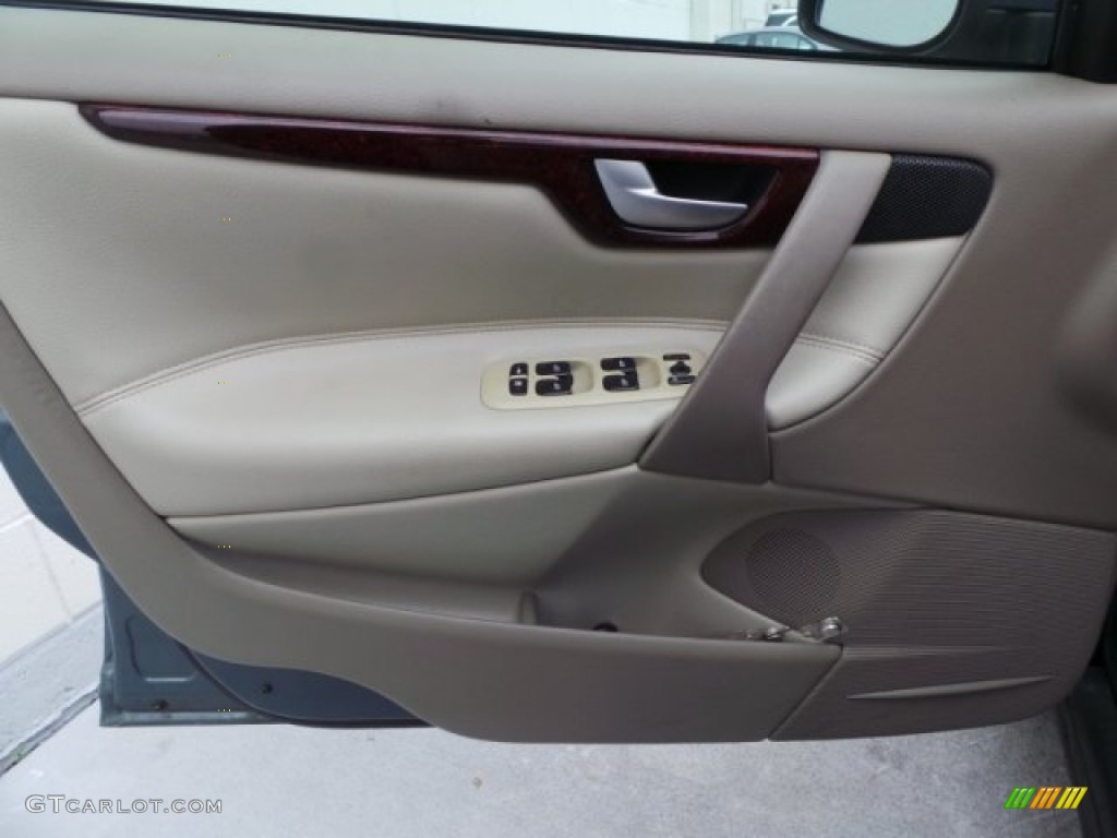 2004 S60 2.4 - Platinum Green Metallic / Beige/Light Sand photo #8