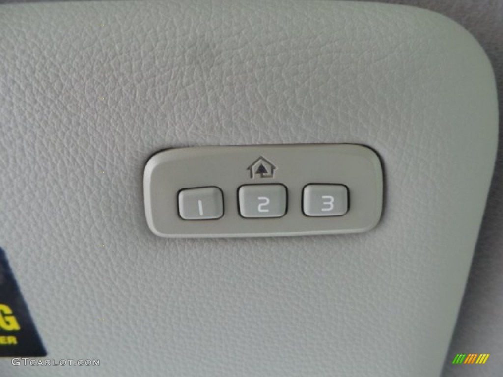 2004 S60 2.4 - Platinum Green Metallic / Beige/Light Sand photo #15