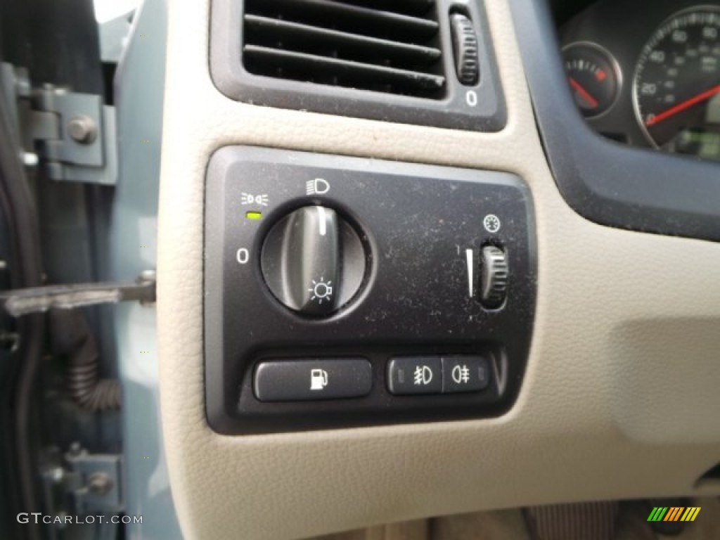 2004 S60 2.4 - Platinum Green Metallic / Beige/Light Sand photo #21