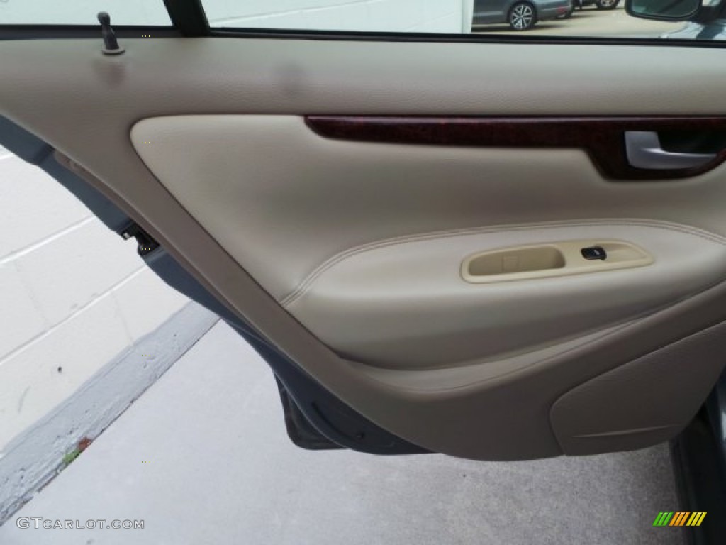 2004 S60 2.4 - Platinum Green Metallic / Beige/Light Sand photo #22