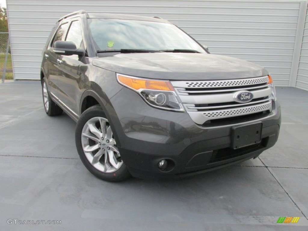 2015 Explorer XLT - Magnetic / Medium Light Stone photo #1