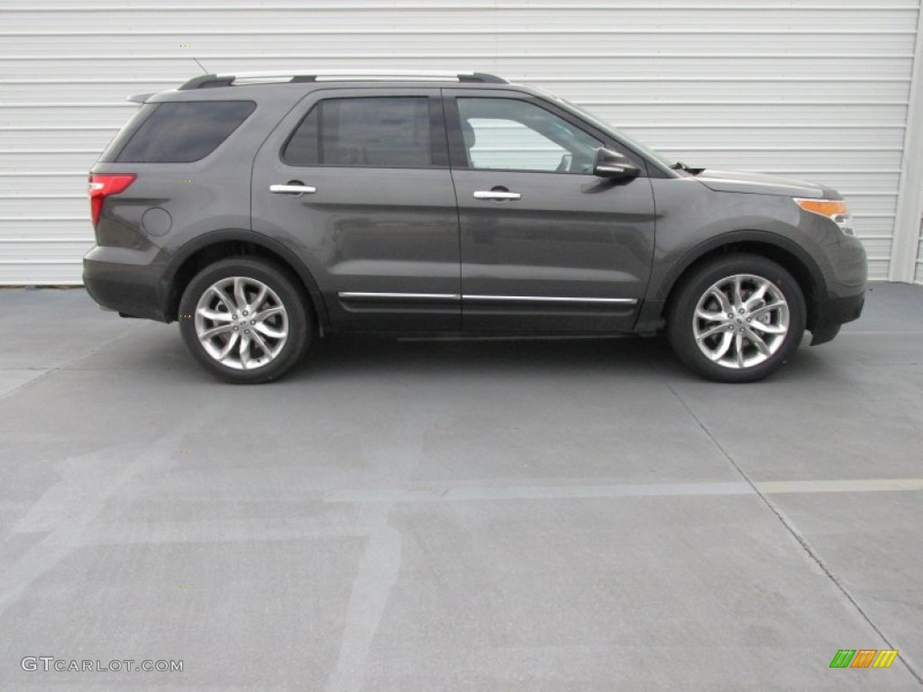 2015 Explorer XLT - Magnetic / Medium Light Stone photo #3