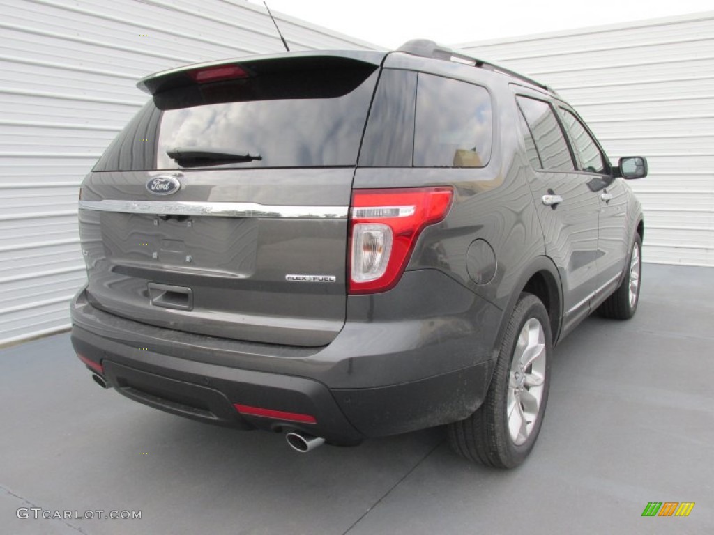 2015 Explorer XLT - Magnetic / Medium Light Stone photo #4