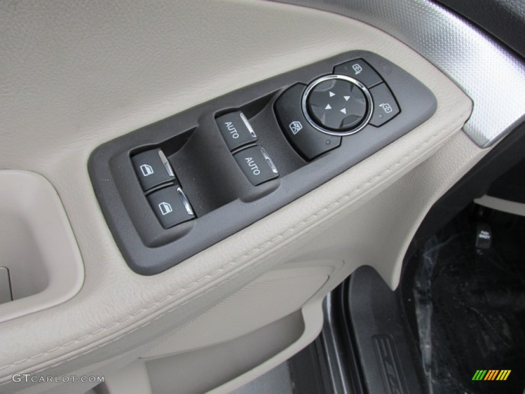 2015 Explorer XLT - Magnetic / Medium Light Stone photo #24