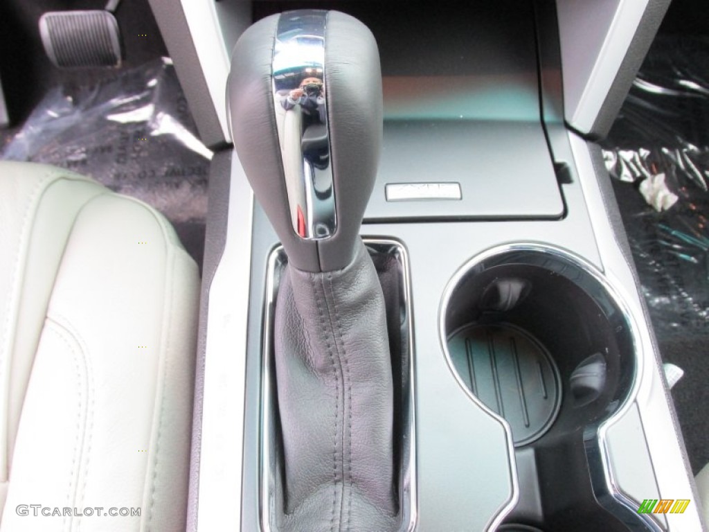 2015 Explorer XLT - Magnetic / Medium Light Stone photo #31