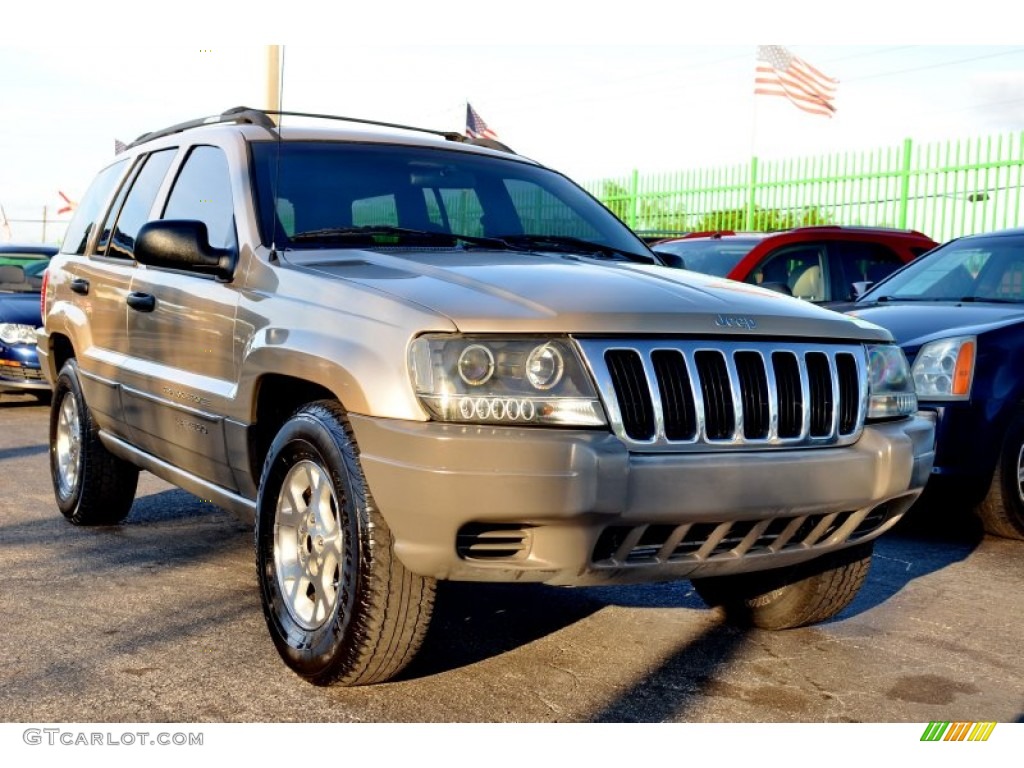 2000 Grand Cherokee Laredo - Champagne Pearlcoat / Camel photo #6