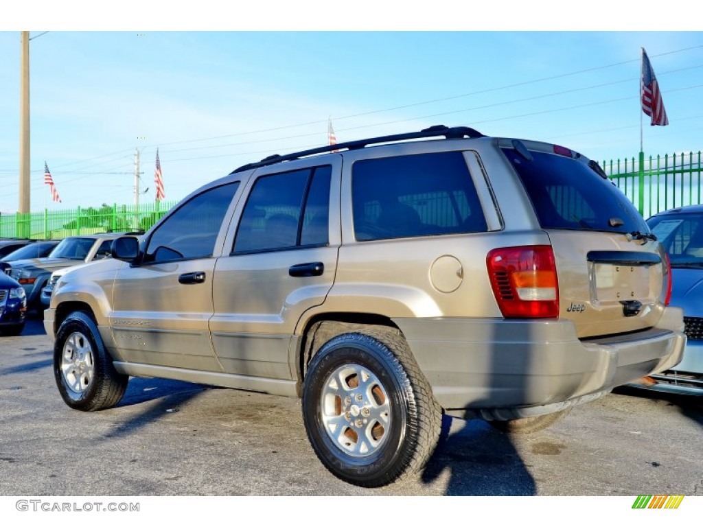 2000 Grand Cherokee Laredo - Champagne Pearlcoat / Camel photo #54