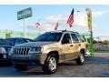 2000 Champagne Pearlcoat Jeep Grand Cherokee Laredo  photo #63