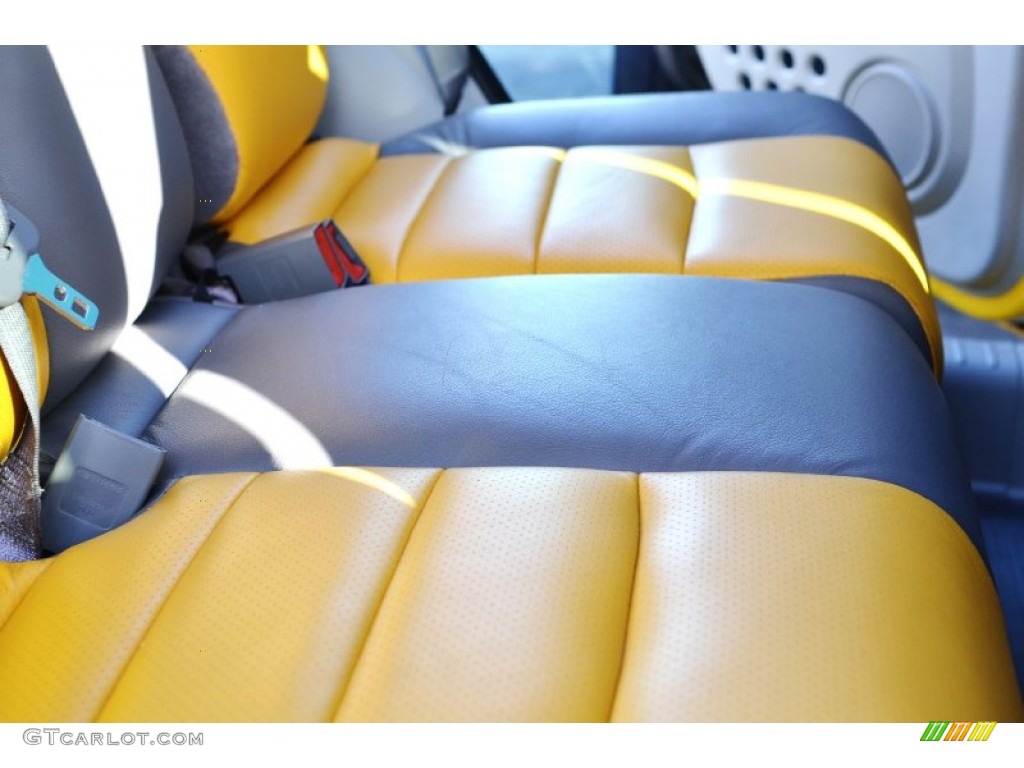 2006 PT Cruiser Touring - Solar Yellow / Pastel Pebble Beige photo #36