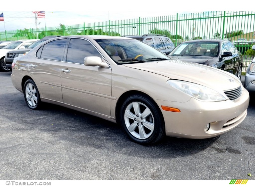 2005 Lexus ES 330 Exterior Photos