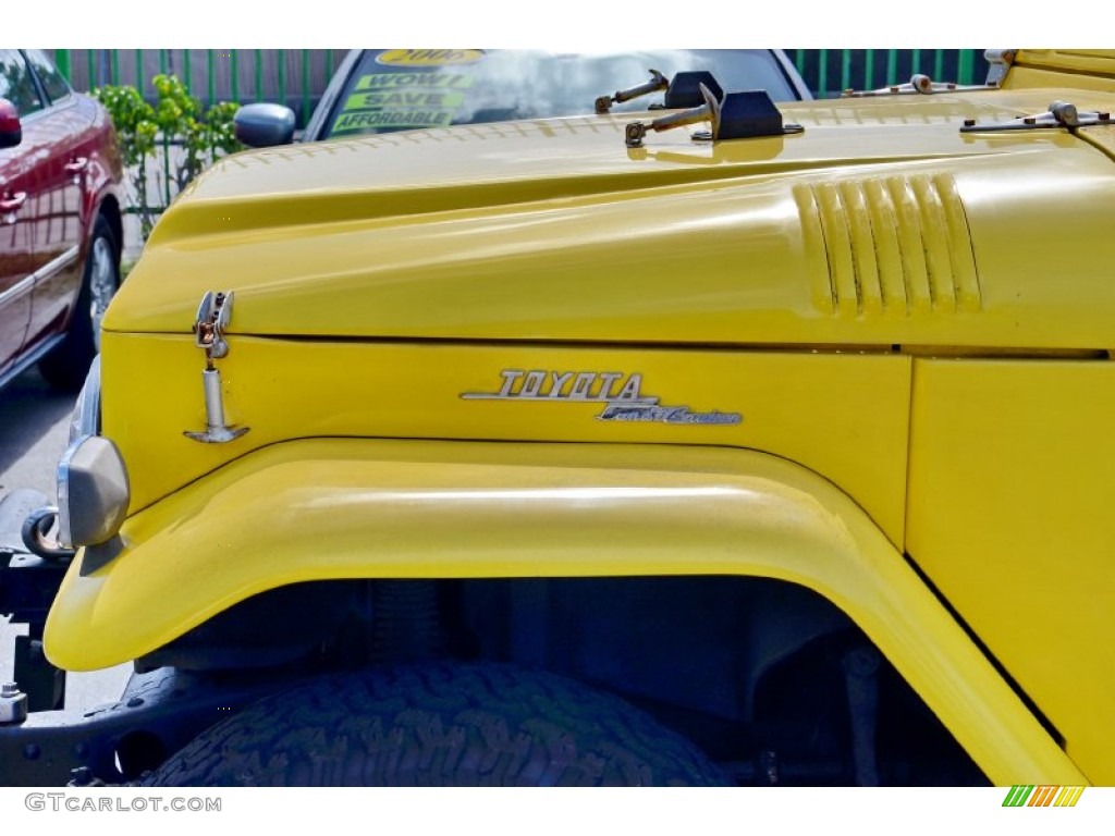1976 Land Cruiser FJ40 - Yellow / Black photo #10