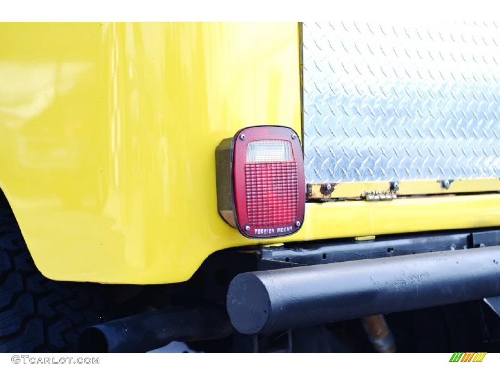 1976 Land Cruiser FJ40 - Yellow / Black photo #25