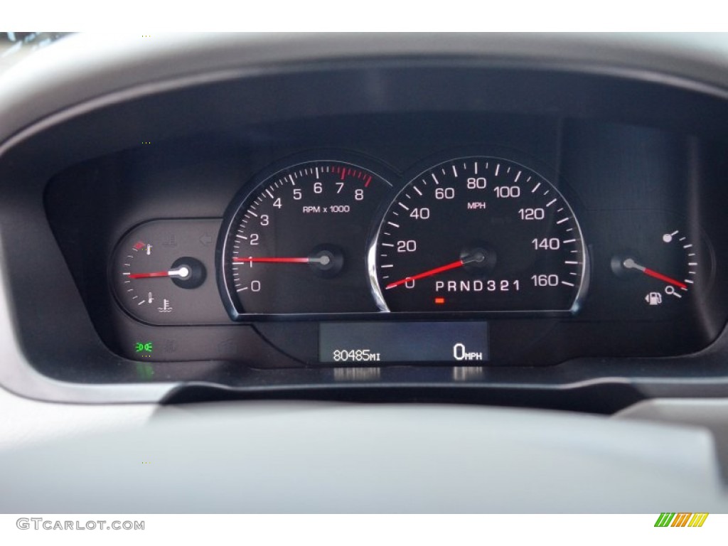 2007 Cadillac DTS Luxury II Gauges Photos