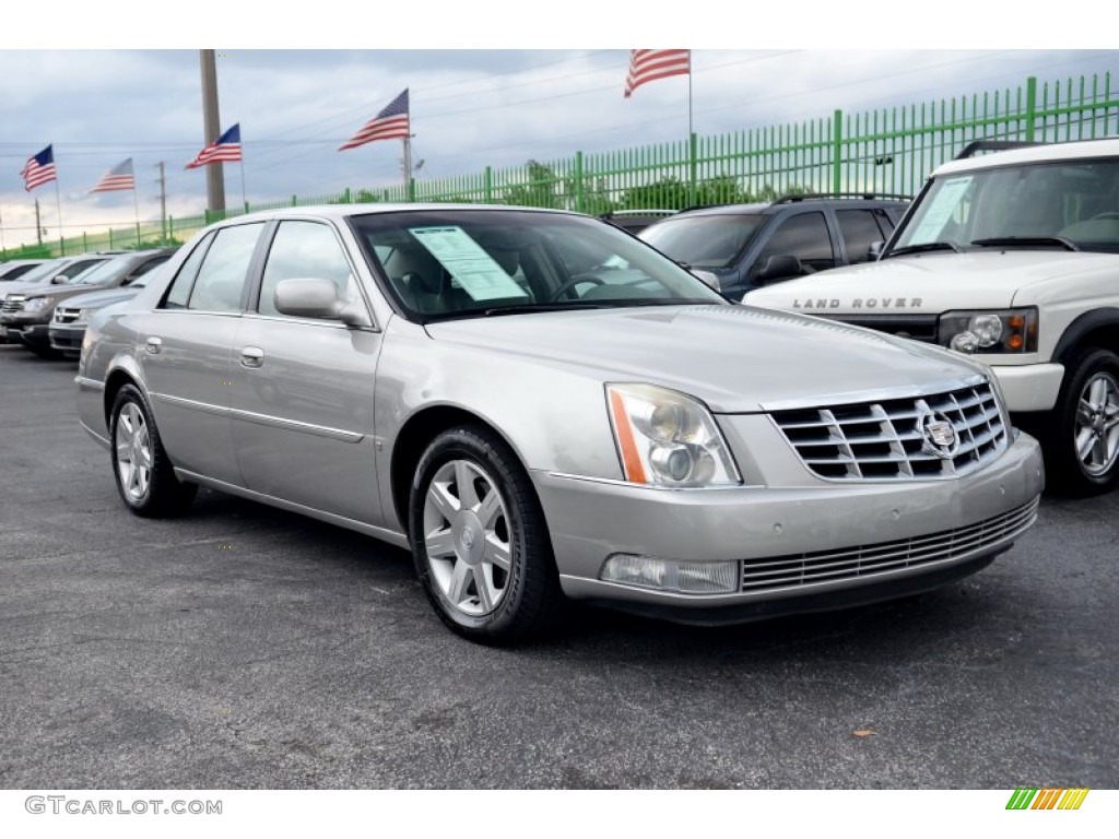 2007 Cadillac DTS Luxury II Exterior Photos