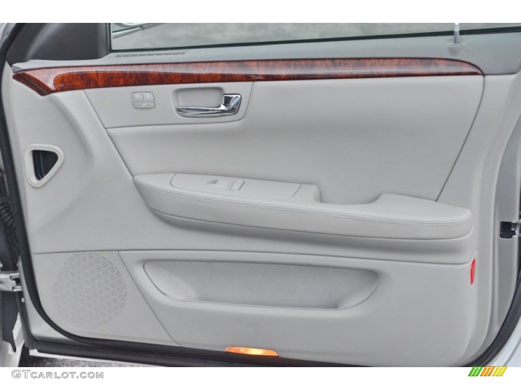 2007 Cadillac DTS Luxury II Titanium Door Panel Photo #100372242