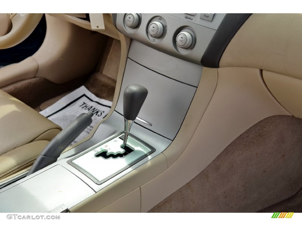 2006 Solara SLE V6 Coupe - Oceanus Blue Pearl / Ivory photo #17