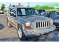 2006 Light Khaki Metallic Jeep Commander   photo #56