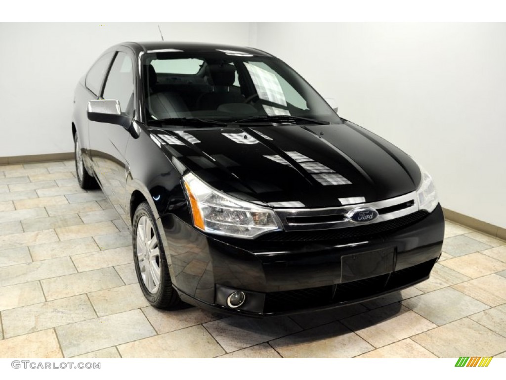 2008 Focus SE Coupe - Black / Charcoal Black photo #4