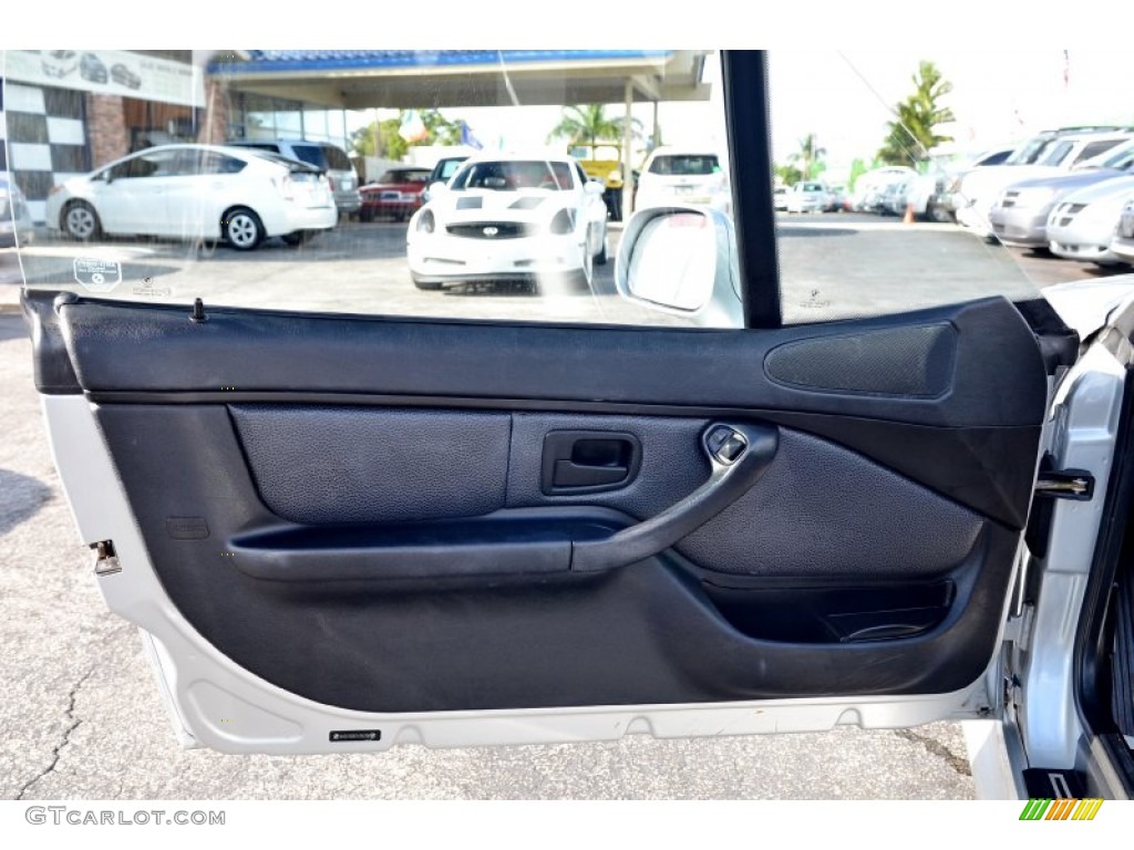 2000 BMW Z3 2.8 Roadster Black Door Panel Photo #100374624