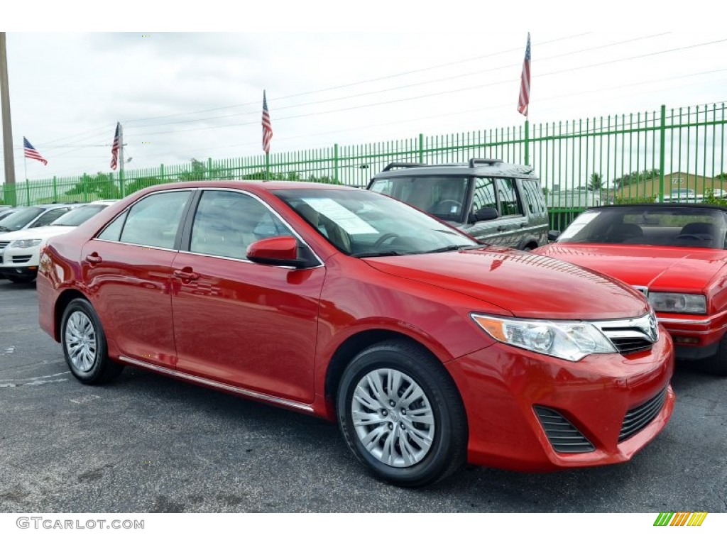 Barcelona Red Metallic 2013 Toyota Camry LE Exterior Photo #100374642