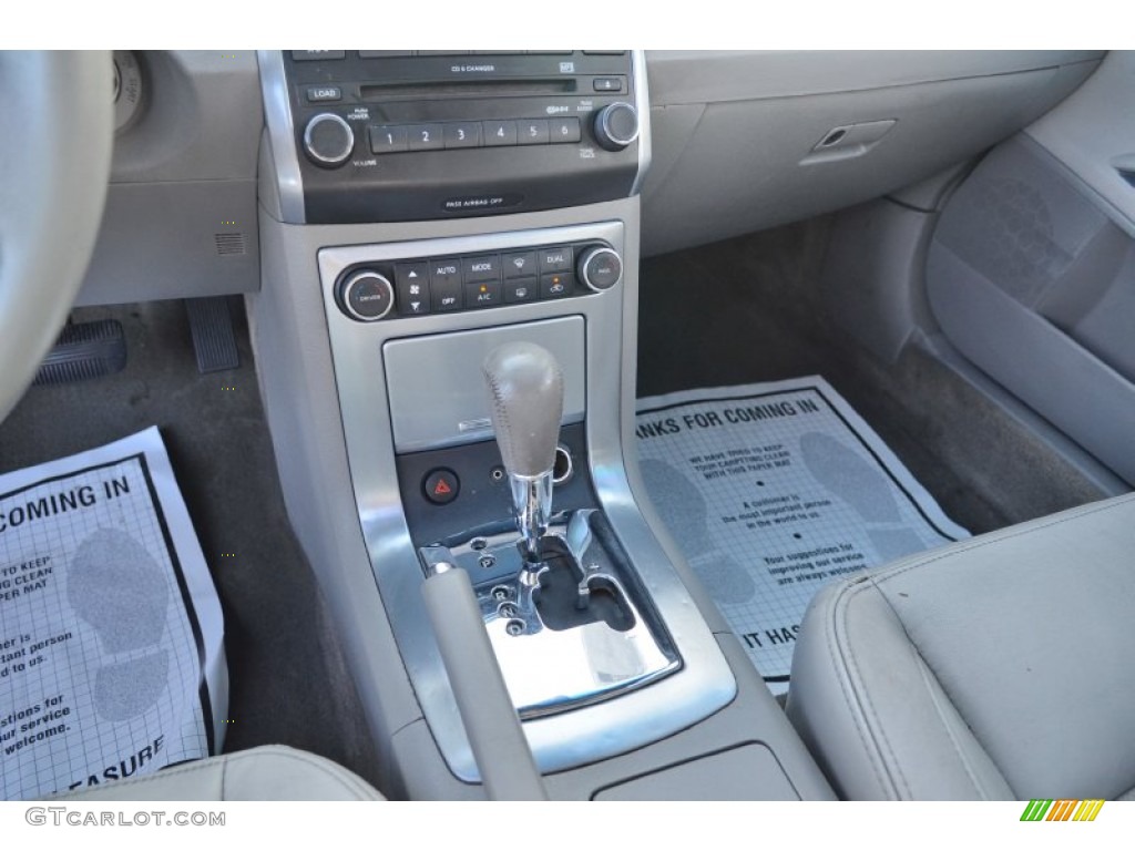 2007 Maxima 3.5 SE - Winter Frost Pearl / Frost photo #19