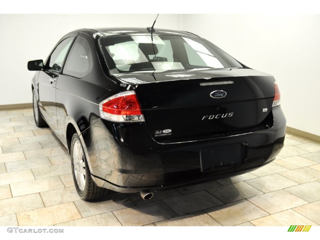 2008 Focus SE Coupe - Black / Charcoal Black photo #41