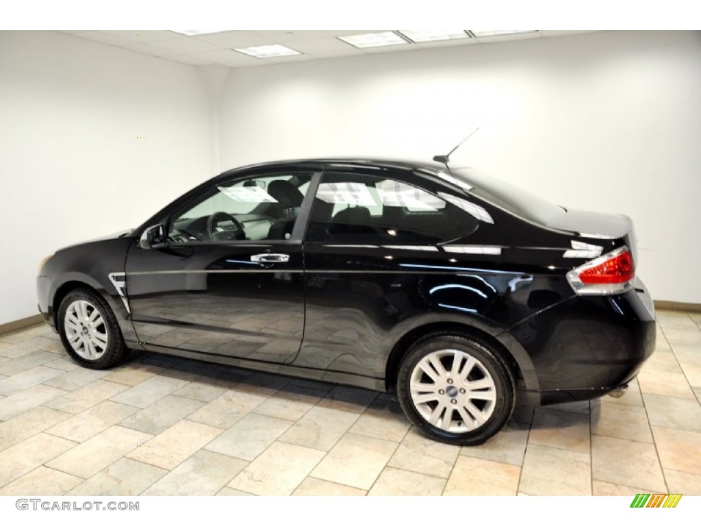 2008 Focus SE Coupe - Black / Charcoal Black photo #46
