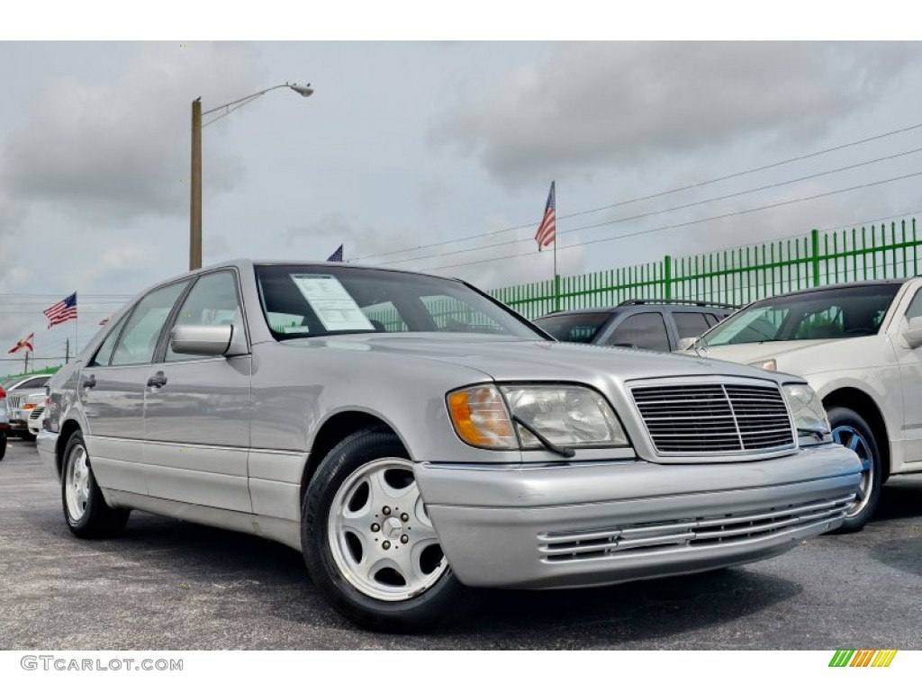 1998 S 500 Sedan - Brilliant Silver Metallic / Black photo #1