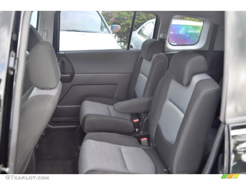 2007 MAZDA5 Touring - Brilliant Black / Black photo #29