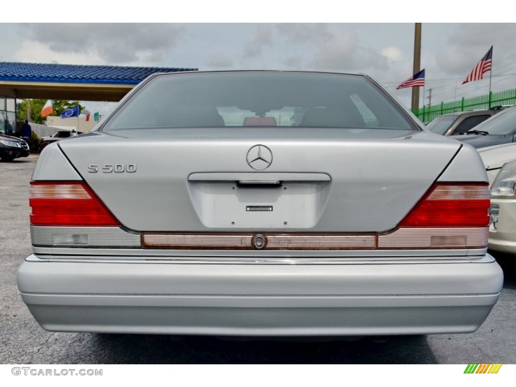 Brilliant Silver Metallic 1998 Mercedes-Benz S 500 Sedan Exterior Photo #100376650