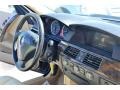 Black Sapphire Metallic - 5 Series 525i Sedan Photo No. 46