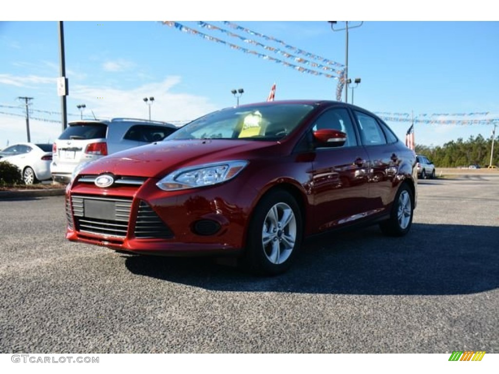 2014 Focus SE Sedan - Ruby Red / Charcoal Black photo #1