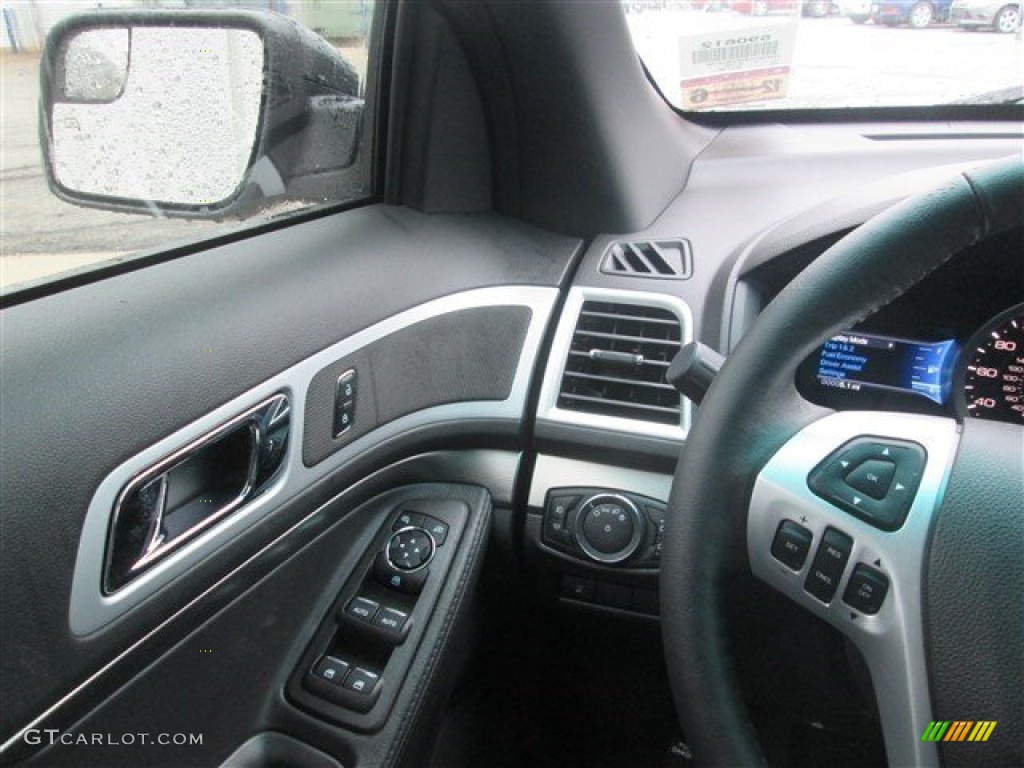2015 Explorer XLT - Ingot Silver / Charcoal Black photo #23
