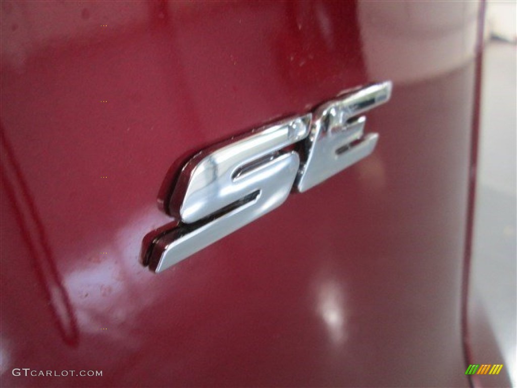 2015 Escape SE - Ruby Red Metallic / Medium Light Stone photo #14