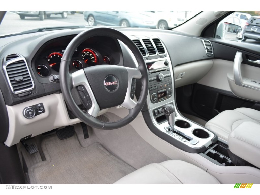 Light Titanium Interior 2010 GMC Acadia SLT Photo #100403573