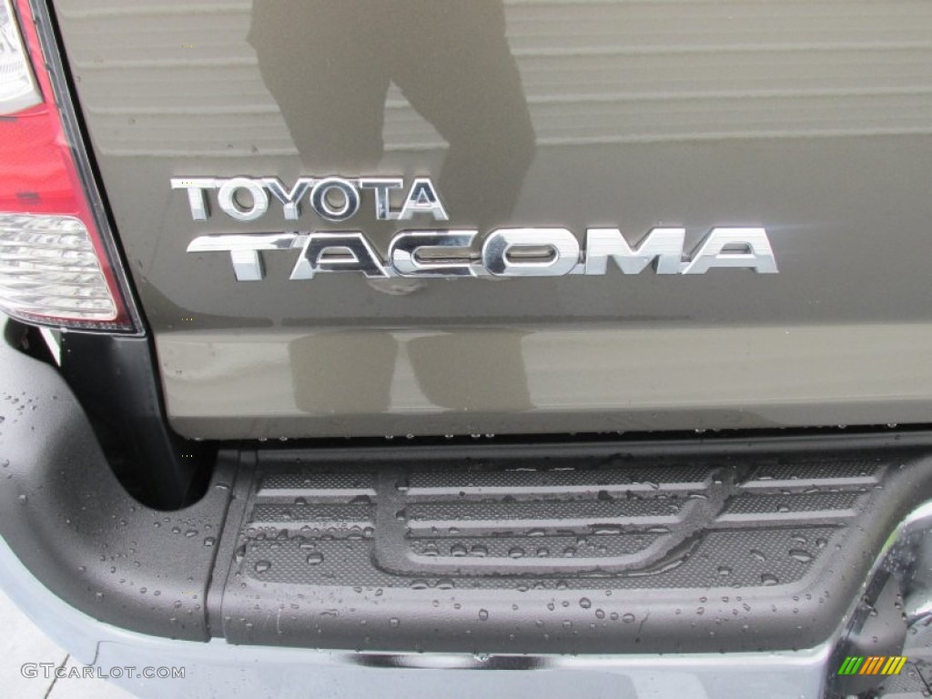 2015 Toyota Tacoma V6 Double Cab 4x4 Marks and Logos Photo #100406783
