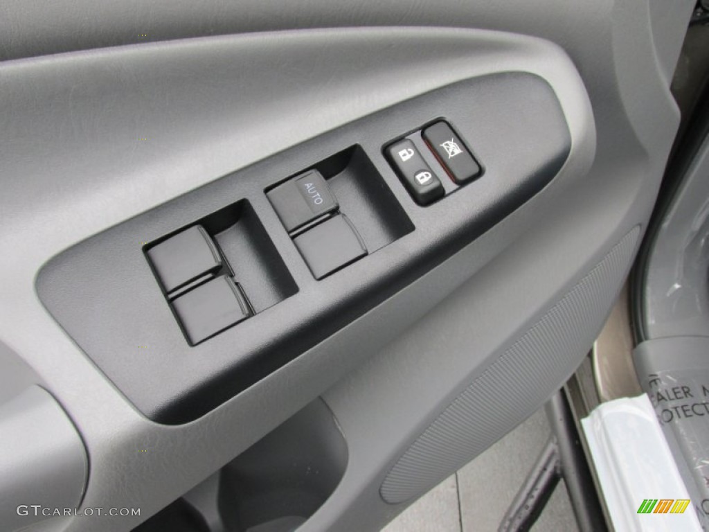 2015 Toyota Tacoma V6 Double Cab 4x4 Controls Photo #100406969